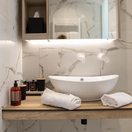 Nalu Luxury Adults Only *