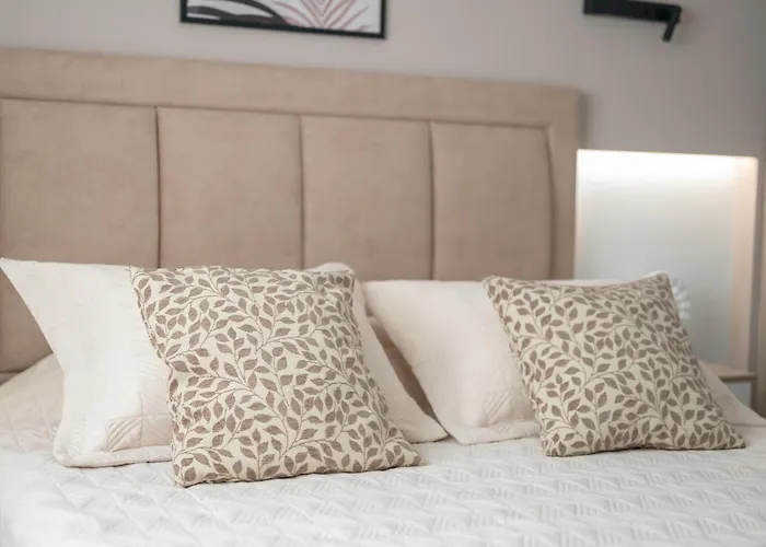 Nalu Luxury Adults Only Kéfalos