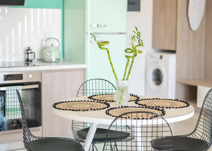 Nalu Luxury Adults Only